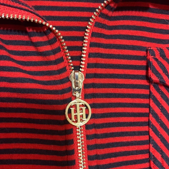 Two Tommy Hilfiger red shirts one stripped and one full color size M - Picture 5 of 8